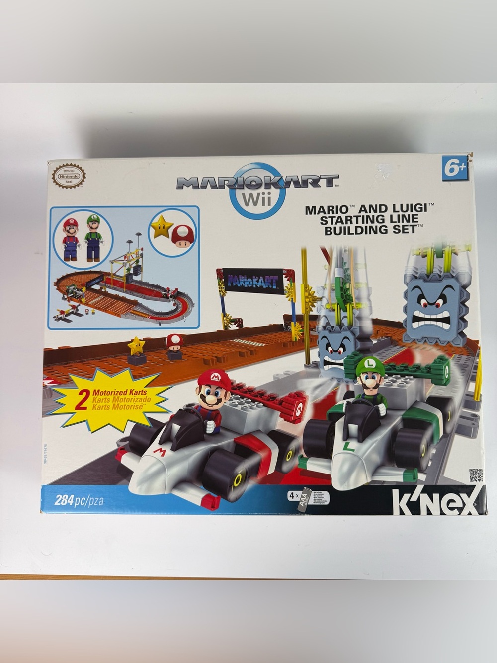 K'Nex Nintendo Bowser's Castle Mario and Luigi at the Starting Line Building Set